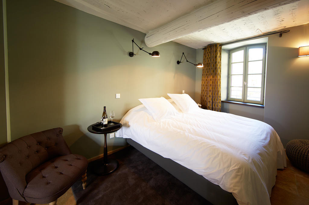 Les Chambres De L'Oustalet, Chambres D'Hotes Et Restaurant Etoile Жигондас Номер фото